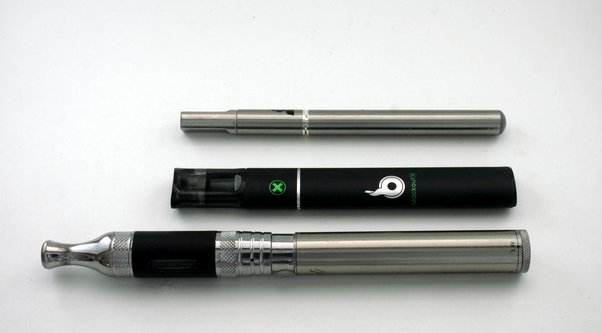 Comparing Delta-8 Disposable Vapes vs. Delta-8 Cartridges